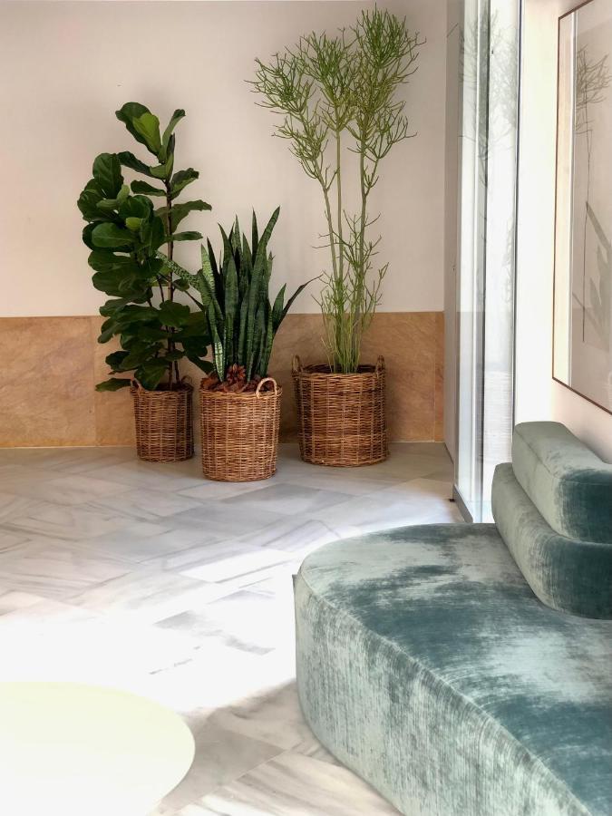 Hotel Tayko Sevilla ภายนอก รูปภาพ