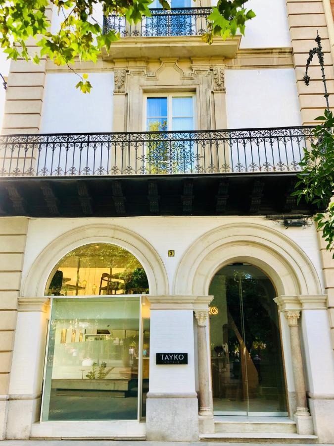 Hotel Tayko Sevilla ภายนอก รูปภาพ