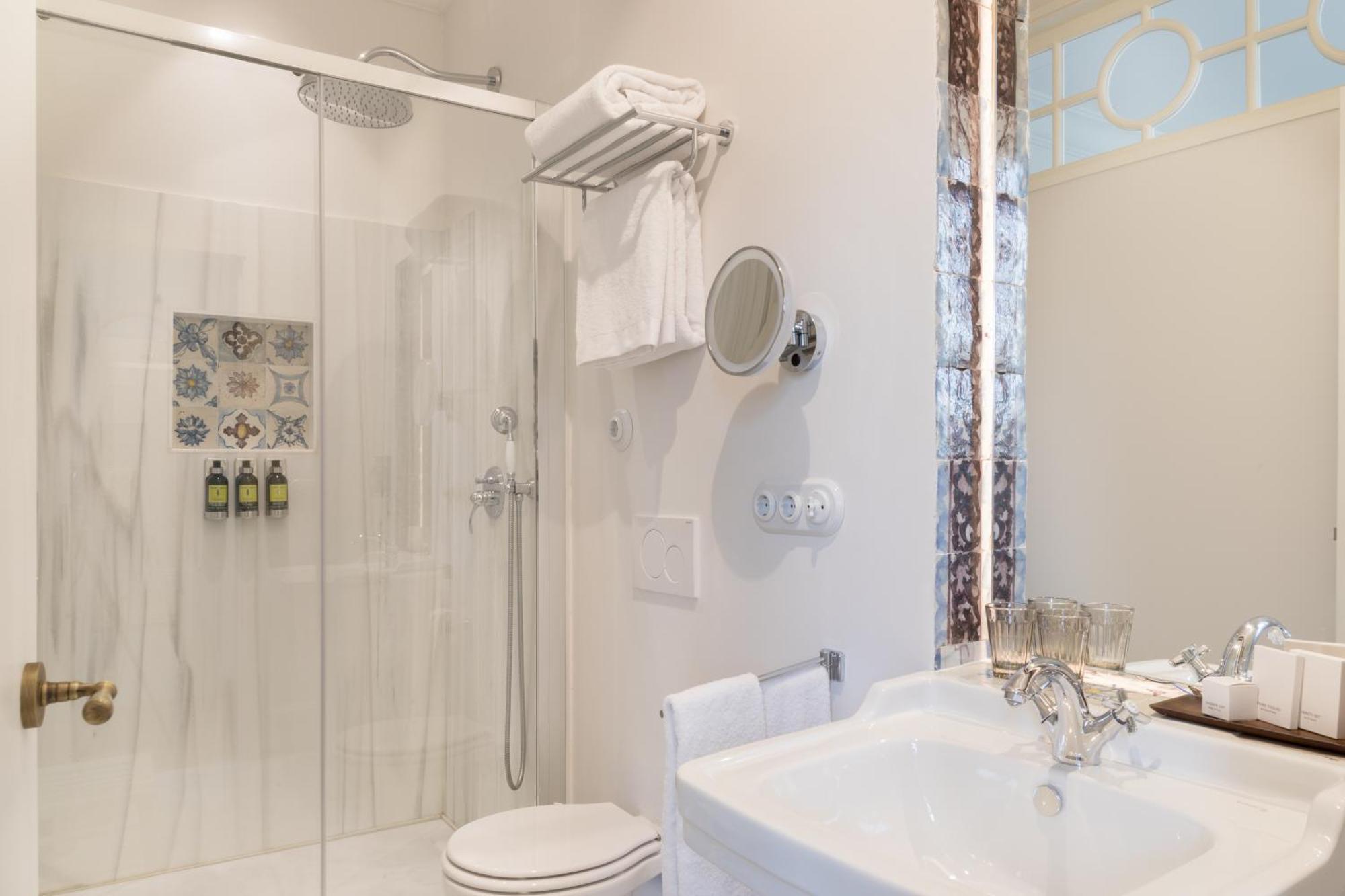 Hotel Tayko Sevilla ภายนอก รูปภาพ