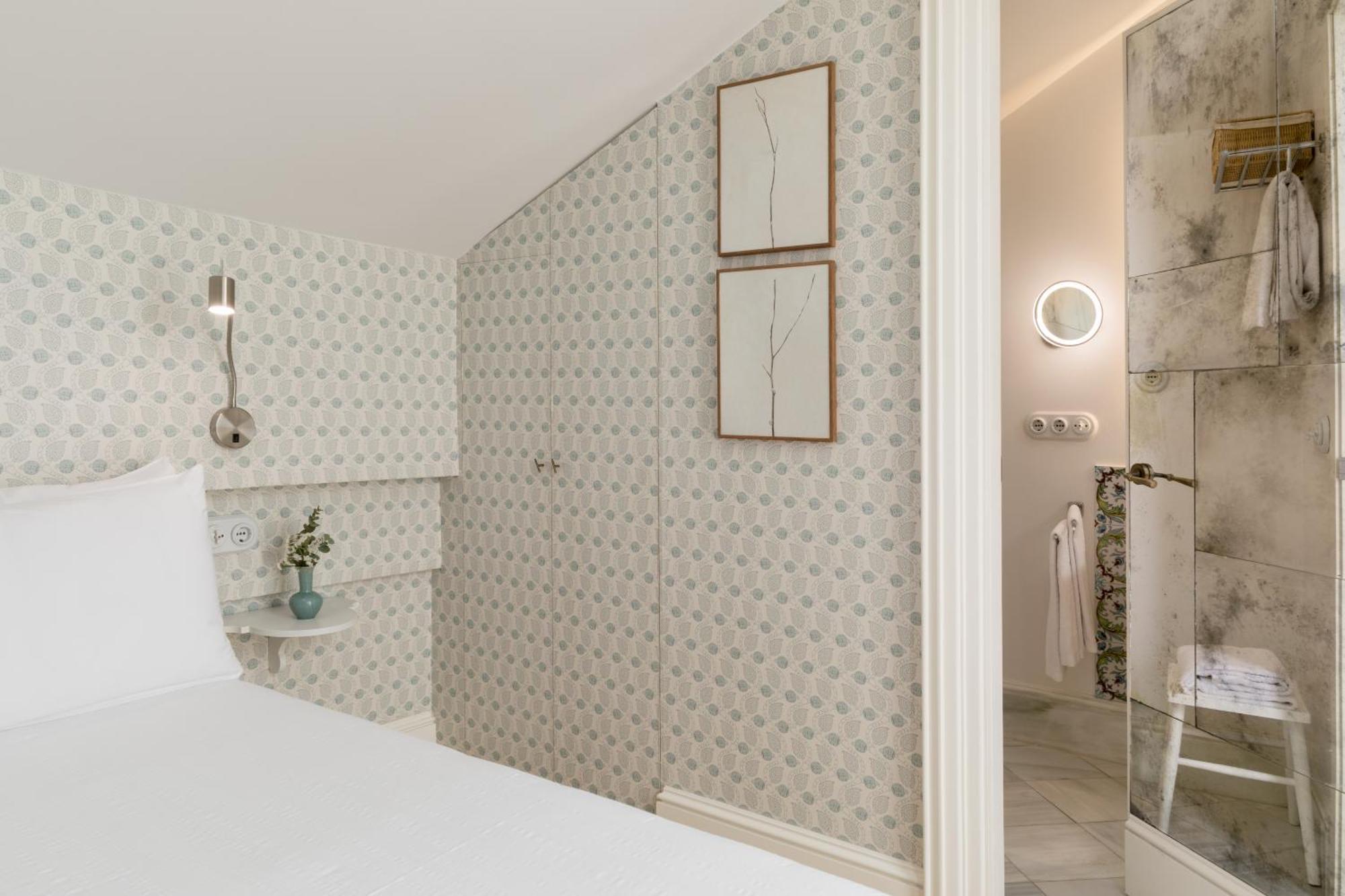 Hotel Tayko Sevilla ภายนอก รูปภาพ
