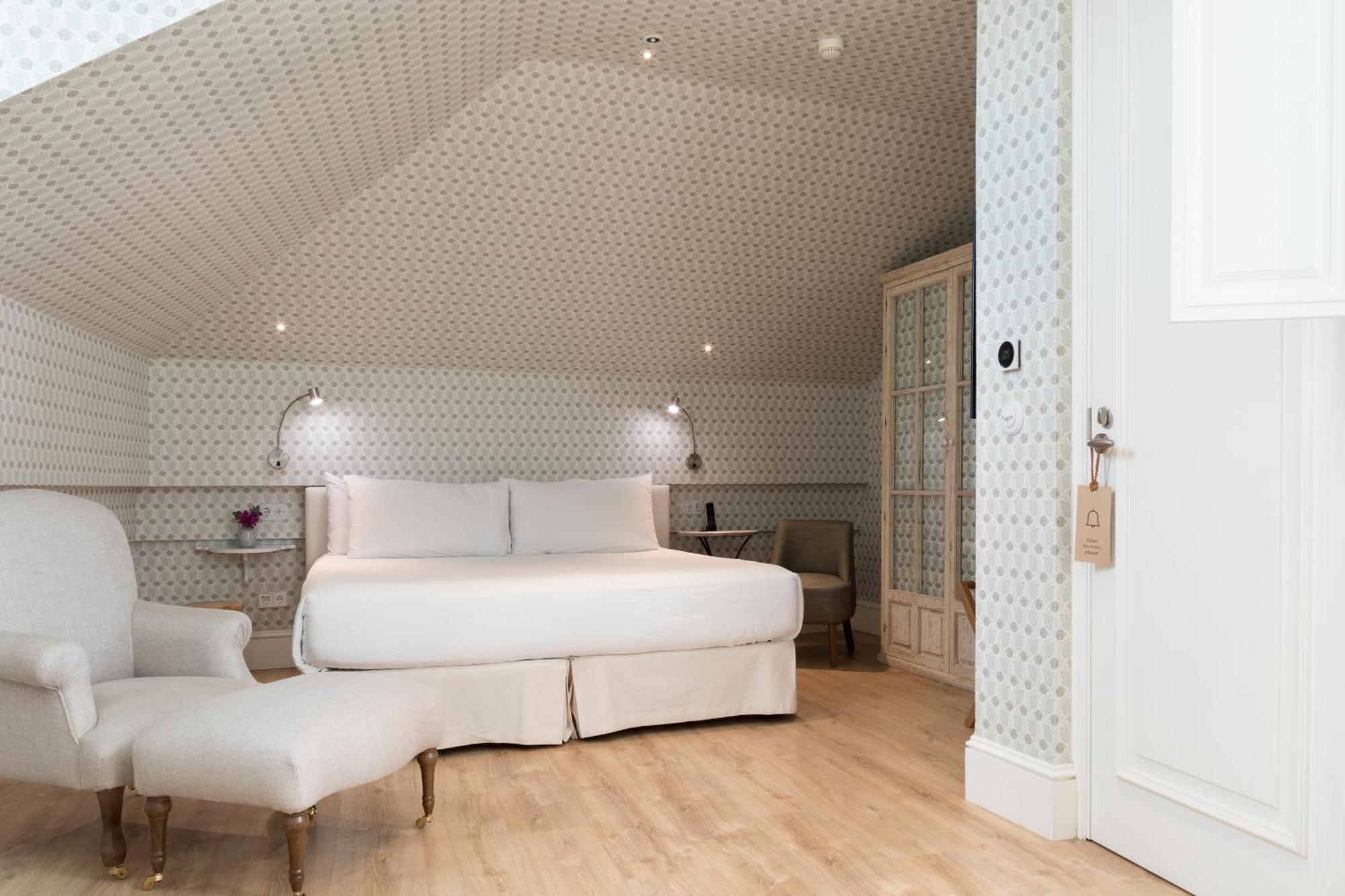 Hotel Tayko Sevilla ภายนอก รูปภาพ